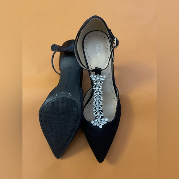 *NEW Adrienne Vittadini Grandstand Embellished Pump Sz 9.5 - Picture 2 of 4